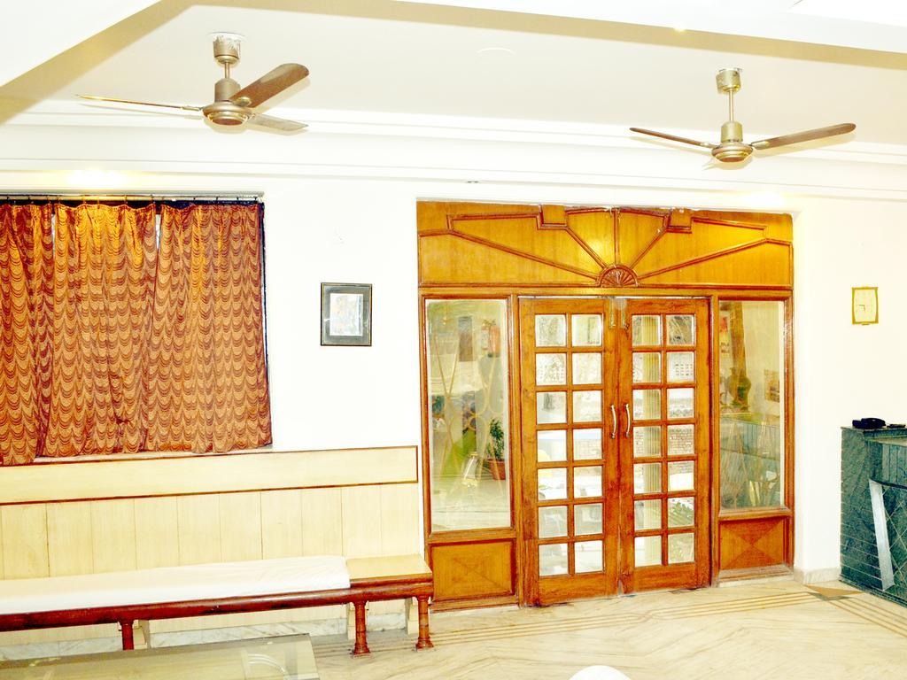 אגרה Hotel Sheela, 100M From Taj Mahal מראה חיצוני תמונה