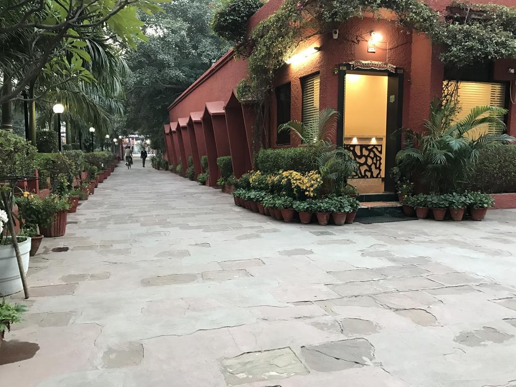 אגרה Hotel Sheela, 100M From Taj Mahal מראה חיצוני תמונה