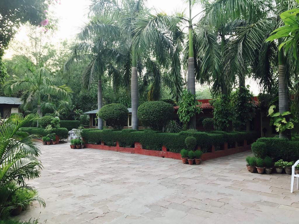 אגרה Hotel Sheela, 100M From Taj Mahal מראה חיצוני תמונה