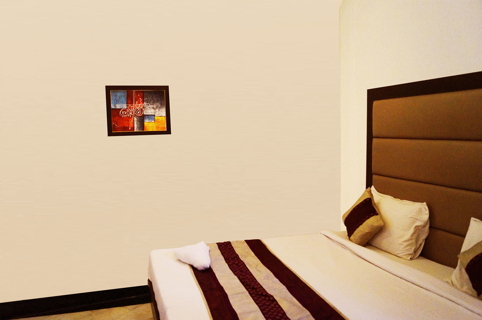 אגרה Hotel Sheela, 100M From Taj Mahal מראה חיצוני תמונה