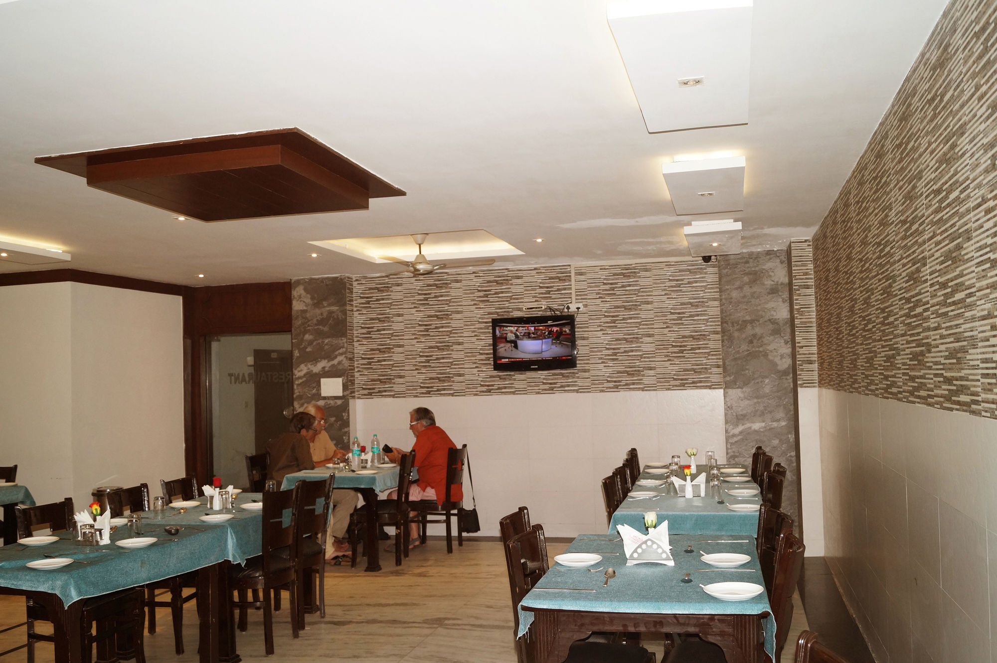 אגרה Hotel Sheela, 100M From Taj Mahal מראה חיצוני תמונה