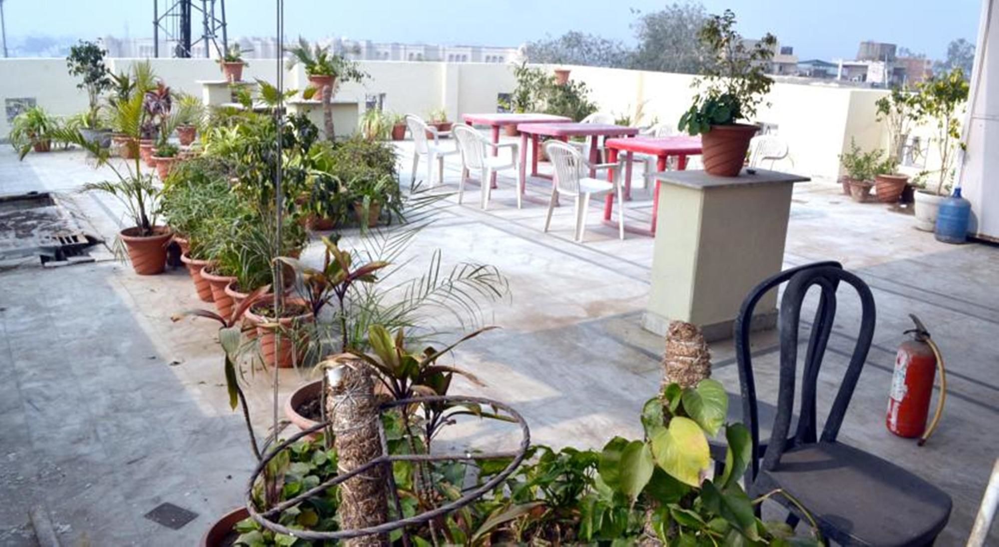 אגרה Hotel Sheela, 100M From Taj Mahal מראה חיצוני תמונה